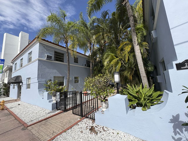 Carmel Villas Condo photo 3